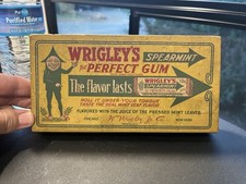 Vintage Wrigley's Spearmint Gum Original Store Display 1920’s With 1 Display Pac picture
