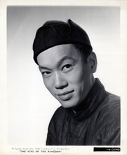 Leonard Strong in The Keys of the Kingdom (1944) ❤ Vintage Handsome Photo 1344K picture