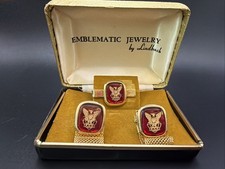 vintage Fraternal Order of Eagles (FOE) men's jewelry picture