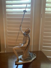 Lladro Don Quioxte Figurine Perfect condition, ready to display and enjoy picture