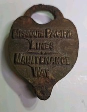 Vintage Missouri Pacific Lines Maintenance Way Padlock Railroad Lock Rusty picture