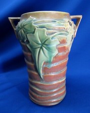 ROSEVILLE POTTERY LUFFA PATTERN VASE CA 1934 #688-8 8.5