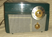 Vintage 1954 Philco model C-580 Green Case AM Radio 4-tube Receiver picture