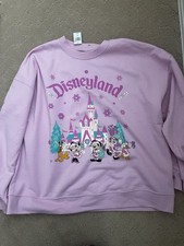 Disneyland Santa Mickey Mouse & Friends Holiday Pullover Sweatshirt MEDIUM New picture
