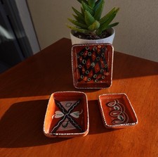 Vintage Red clay Mexican pottery nesting trinket dishes set of 3 Mexico Painted picture