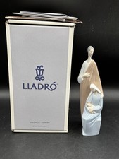 Lladro Porcelain Figurine 