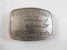 1986 BF GOODRICH NEBRASKA HUSKER HARVEST DAYS PEWTER BELT BUCKLE NEW SISKIYOU picture