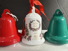 HUTSCHENREUTHER 1993 Christmas Bell Auf der Heide with Bonus red & green bells picture