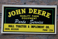 NOS NEAR MINT ~dated 1946 JOHN DEERE HALL TRACTOR Old Union Missouri Decal Sign picture