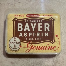 Vintage Bayer Tablets of Asprin Tin 12 Tablet Size 1 3/4