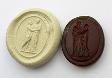 GEORGIAN LUCIUS PAPIRIUS AND HIS MOTHER GLASS INTAGLIO SIGNED SEAL c1800 picture