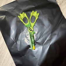 R.L. Stine Goosebumps Green Basement Twisted Scissors Retro Vintage picture