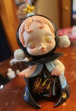 POP MART Skullpanda Sparks in Bloom Celebrating the Moment 15th Anniversary US picture