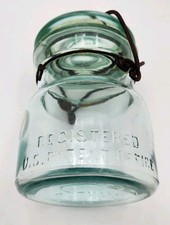 Vintage Lightning Putnam Round Half Pint Aqua Mason Jar w/Wire Bail picture