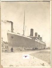 RMS TITANIC ENTERS DRY DOCK FOR THE 1ST TIME, FEB 3 1912, REPRINT PHOTO picture