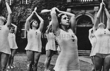 WW2 Photo BDM Picture German Young Women Female 1940 Archive Image Print 0631 picture