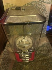 VEVOR gum-ball machine, two keys, dispenses 1 inch gumballs not used at all ￼ picture