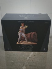 Premier Collection Padmé Amidala Star Wars AOTC II Statue Gentle Giant  picture