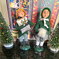 Vintage Christmas Caroler boy and girl w/ green outfits plaid fabric, bumpy base picture