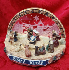 Vtg 1996 House of Lloyd Silent Night in Bethlehem Musical Nativity Box picture