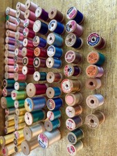 VTG 1930s-1950s Wooden Thread Spools Lot 65 Coats Clark Typographic Paper Labels picture