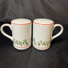 VTG CCCC Japan Porcelain Salt & Pepper Shakers Holly Berry Christmas Red Trim picture