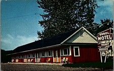 VINTAGE ERROL NEW HAMPSHIRE ERROL MOTEL JUNCTION RTS 16 AND 26 POSTCARD 34-109 picture
