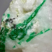 474 Gr Top Green Natural Swat Emerald Crystal Specimen on Matrix From Pakistan. picture
