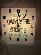 Vintage Ask For Quaker State Motor Oil PlasticLight Up Clock picture