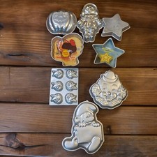 Lot of 8 Wilton Baking Cake Pans: Clown Turkey Big Bird Raggedy Ann Stars Smurf picture