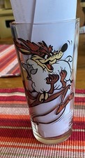 Rare 1976 SAM SHEEPDOG RALPH , WOLF COYOTE Warner Bros Looney Tune Pepsi Glass picture