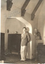 AMERICAN HANDSOME ACTOR JOHNNY MACK BROWN, SIGNED VINTAGE STUDIO PHOTO. HURRELL picture