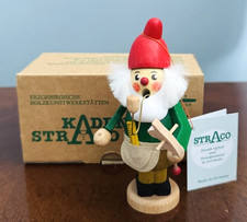 KADEN & STRACO Wood Nutcracker TOY MAKER SMOKER 5.5