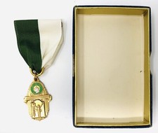 Vintage CYO Catholic Youth Organization Hobby Medal Milwaukee 1951 EH22 picture