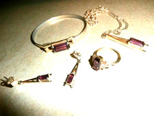 Vintage Avon Gold Tone Amethyst Color Stones Earrings Necklace Ring Bracelet Set picture