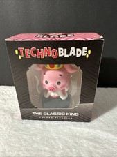 YouTooz Collectibles: Technoblade “The Classic King” #47 Vinyl Figure New in Box picture