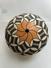  1980 Fine Line Acoma Pueblo Pottery New Mexico Seed Pot Vessel Native American picture