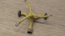 Vintage Nelson Poppy 3-Arm Whirling Lawn Sprinkler Yellow Cast Aluminum picture