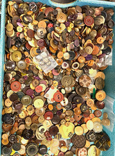 Lot Of Vintage & Antique Round Sewing Buttons 500+ Mixed Colors Browns/Tans  picture