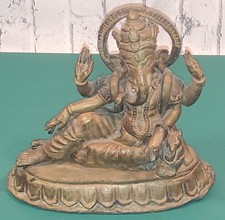 Vintage sitting Ganesha Deity, brass. picture