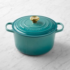 Le Creuset Enameled Cast Iron Signature Deep Round Oven, 6 1/2-Qt., Riviera picture