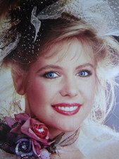 HOPE MARIE CARLTON ~ July 1985 Playboy Playmate CENTERFOLD & Pictorial ONLY picture