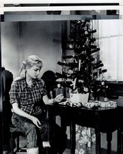 Susan Oliver TV Movie Actress Photo Lot (4) photos 8x10 #1764 picture