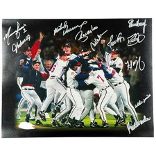 1995 Atlanta Braves World Series Champions Team Signed 16x20 Photo - 11 Signatur picture