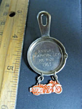 1963 ANNUAL DEATH VALLEY MC RUN W/ RED HARLEY DAVIDSON PIN EVENT FRYING PAN picture
