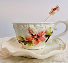 CornerRuby Garden Collection Teacup & Saucer Set–White, Yellow & Pink Floral picture