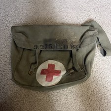 Early WWII British Army Pattern 1937 shell dressing / surgical haversack picture