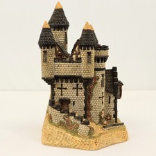 VTG 1988 David Winter Macbeth’s Castle Scottish Collection Hand Painted 8.5