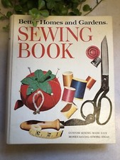 Vintage Better Homes And Gardens Sewing Book Hardcover 5 Ring Binder Format picture