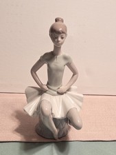 Lladro ballerina figurine 